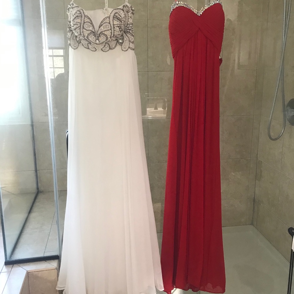 PROM DRESSES